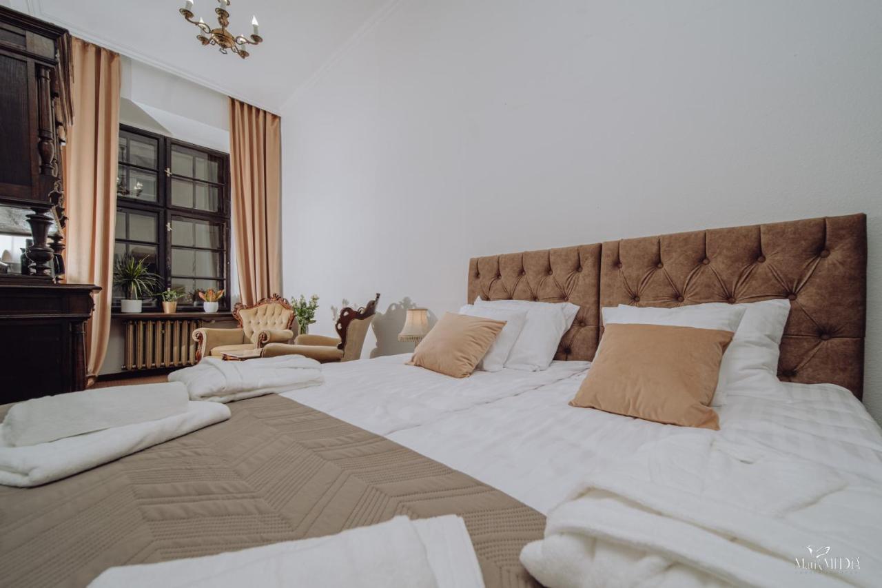 Apartamenty Lokalna Еленя-Гура Экстерьер фото