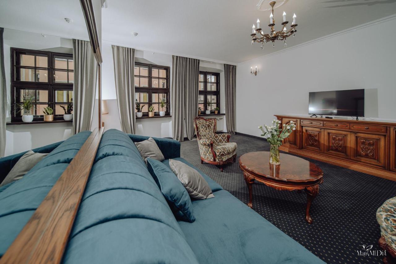 Apartamenty Lokalna Еленя-Гура Экстерьер фото