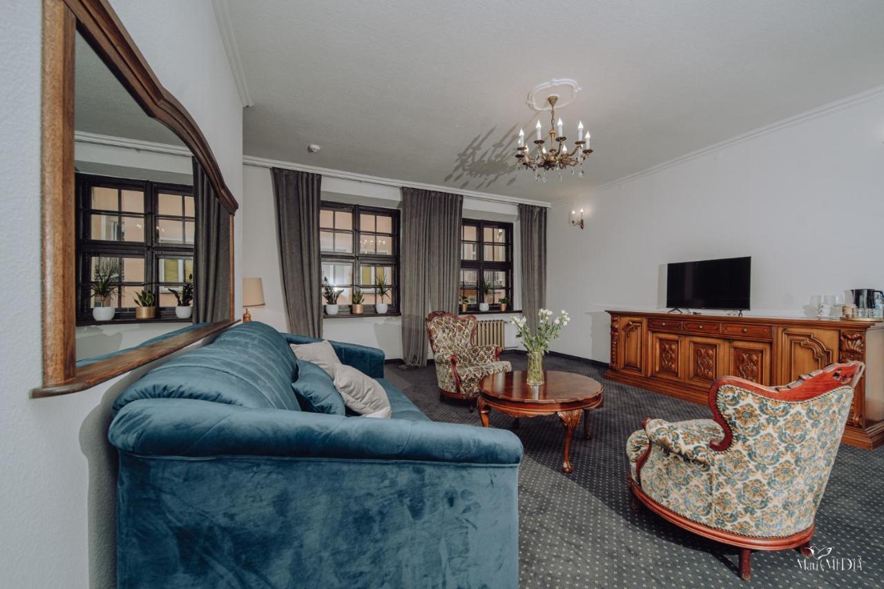 Apartamenty Lokalna Еленя-Гура Экстерьер фото
