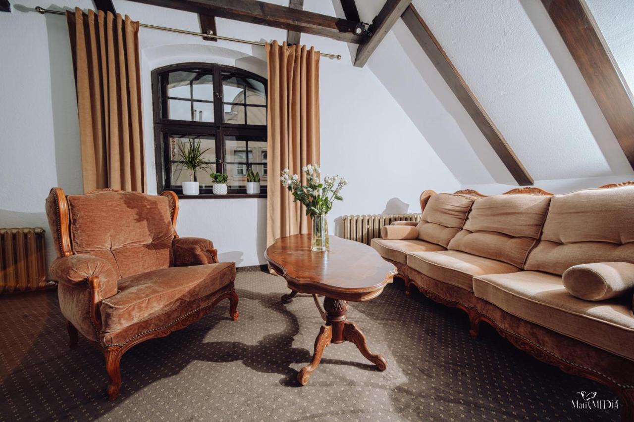 Apartamenty Lokalna Еленя-Гура Экстерьер фото