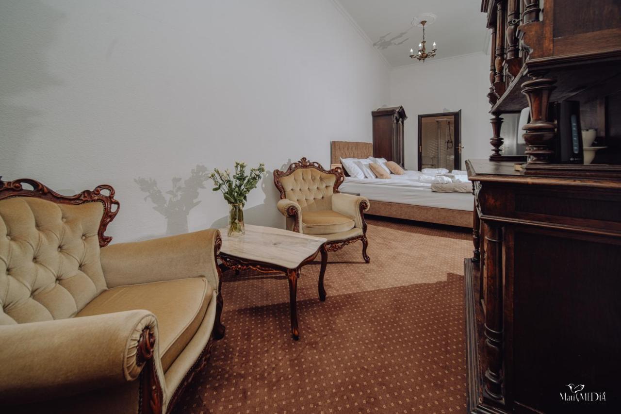 Apartamenty Lokalna Еленя-Гура Экстерьер фото