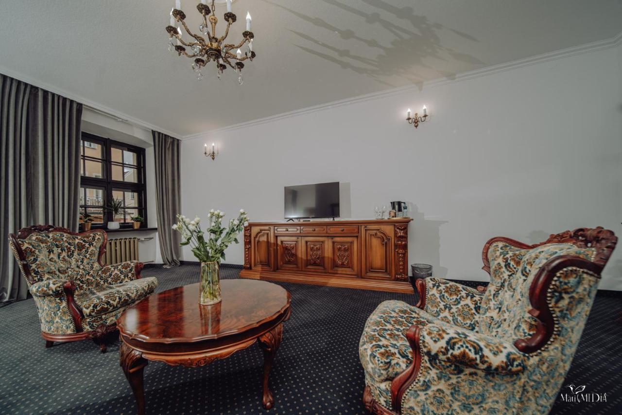 Apartamenty Lokalna Еленя-Гура Экстерьер фото