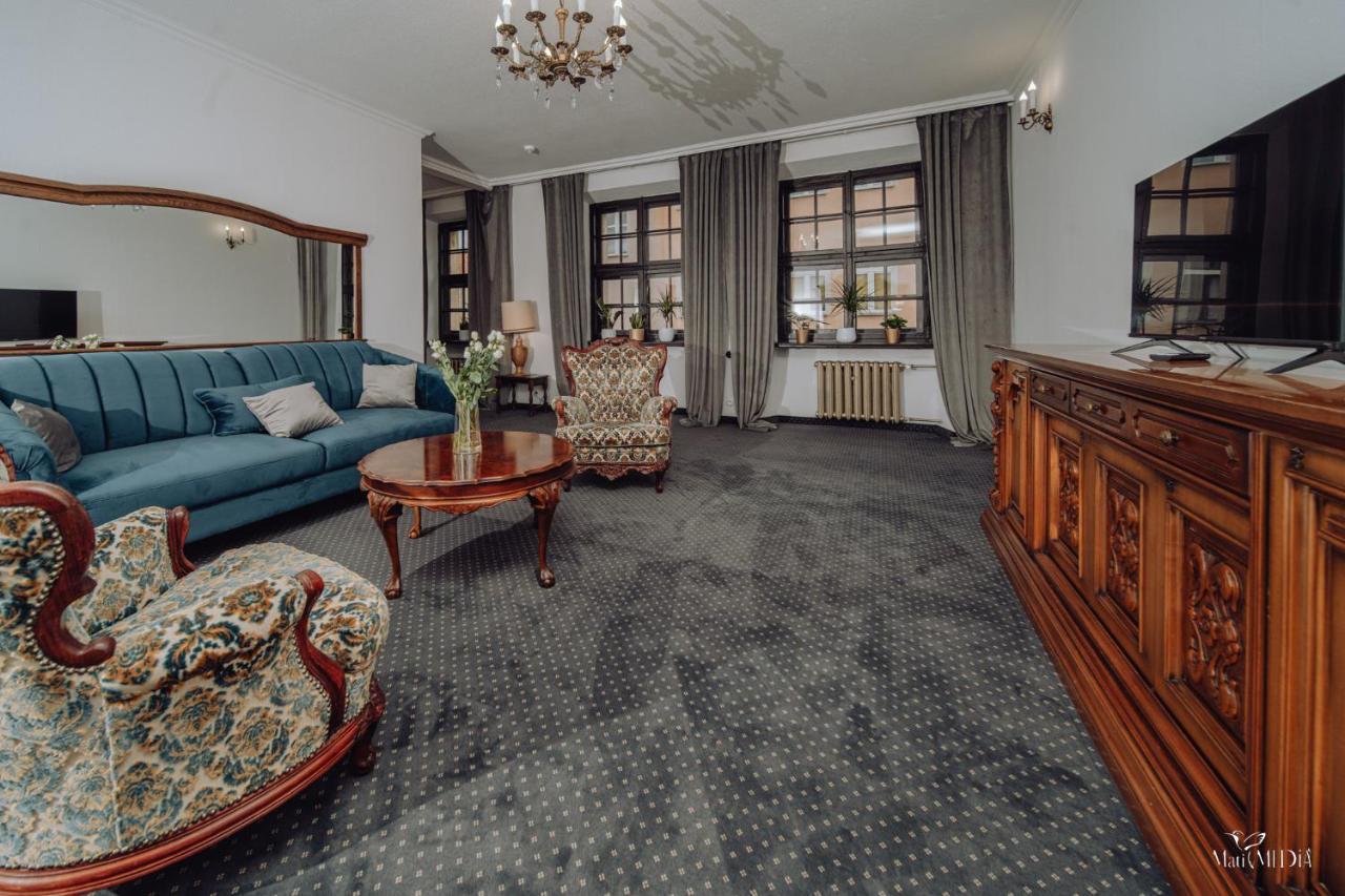 Apartamenty Lokalna Еленя-Гура Экстерьер фото