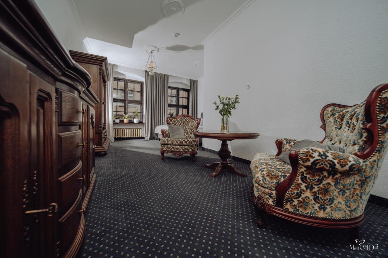 Apartamenty Lokalna Еленя-Гура Экстерьер фото