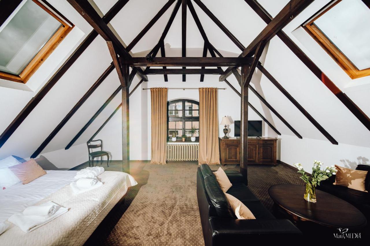 Apartamenty Lokalna Еленя-Гура Экстерьер фото