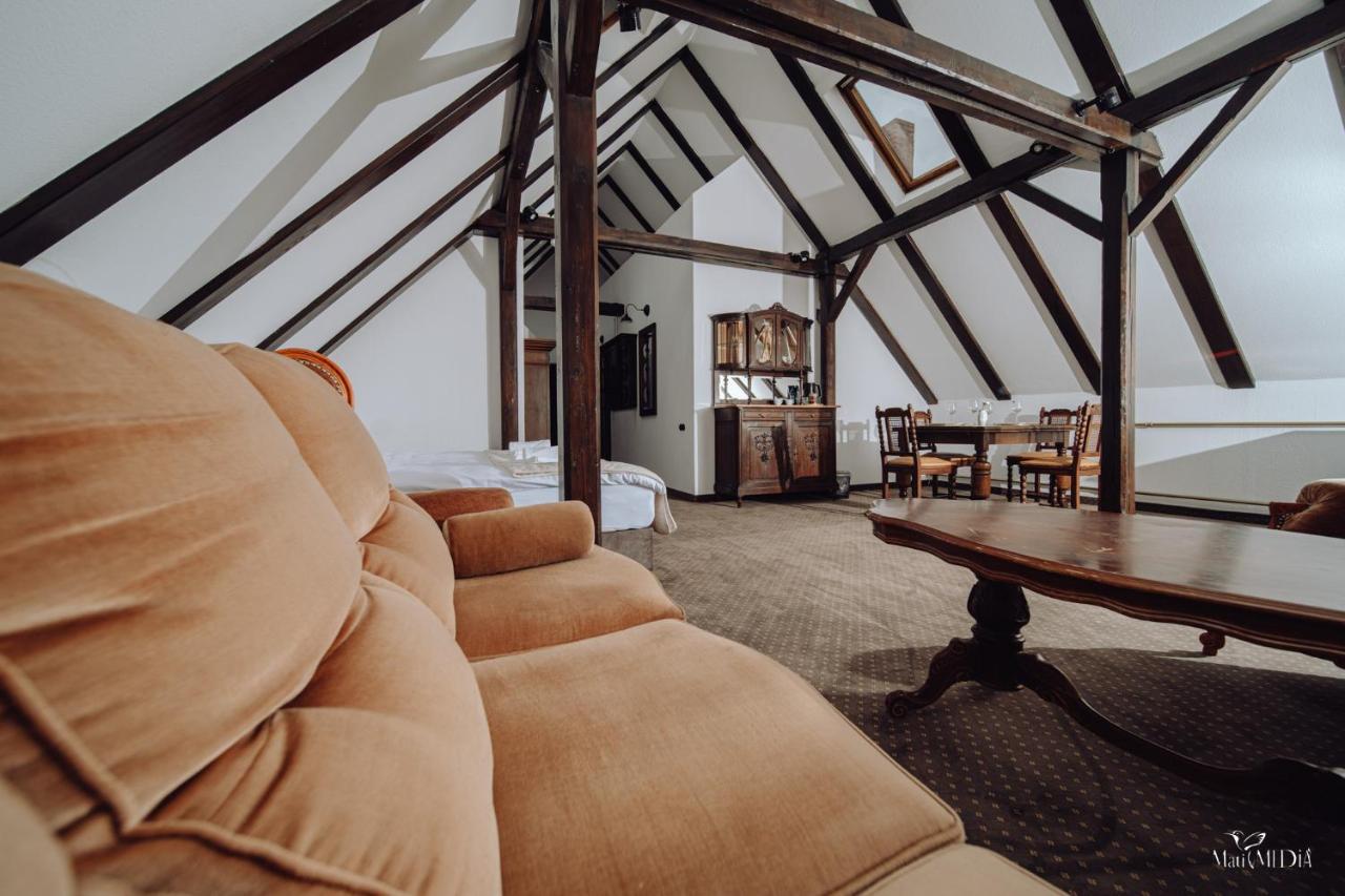 Apartamenty Lokalna Еленя-Гура Экстерьер фото