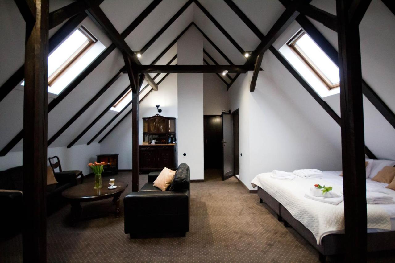 Apartamenty Lokalna Еленя-Гура Экстерьер фото